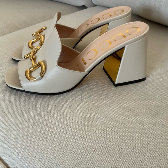 GUCCI HORSEBIT SLIDE SANDALS IN IVORY LEATHER SIZE 38 ITALIAN . - Picture 2 of 14